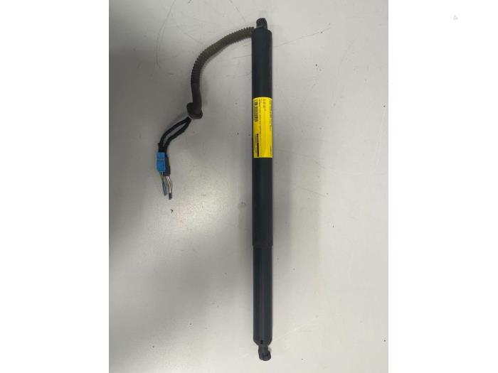Rear gas strut, left from a MINI Countryman (F60) 2.0 16V Cooper S ALL4 2017