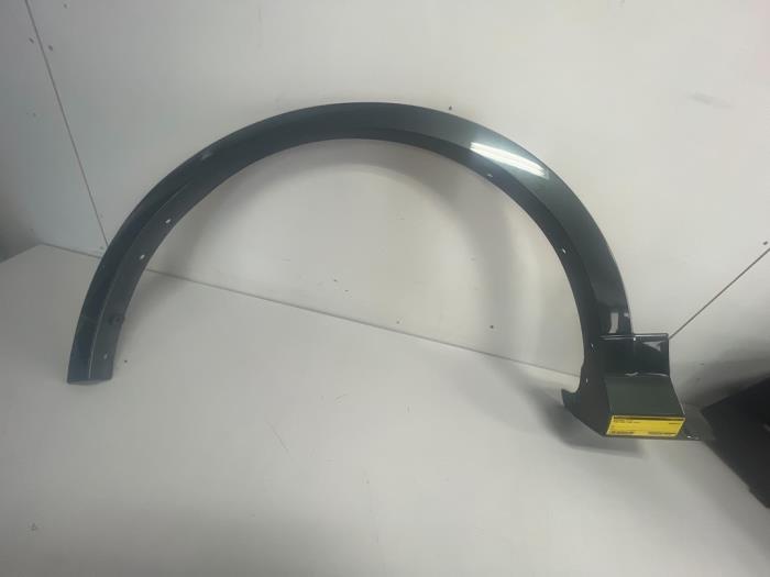 Wheel arch strip from a Ford Kuga II 1.5 EcoBoost 16V 182 4x4 2017