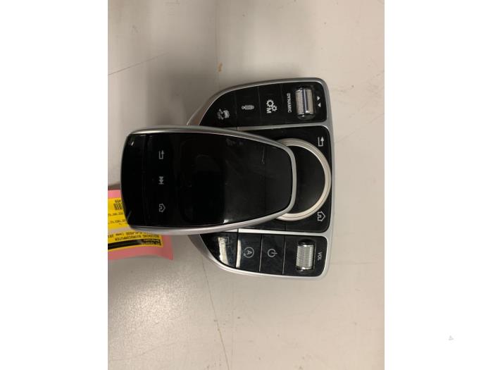 Used On-board computer controller Mercedes E AMG (R238) 3.0 E-53 AMG EQ Boost 24V 4-Matic+ Price € 149,99 Margin scheme offered by DVZ Carparts
