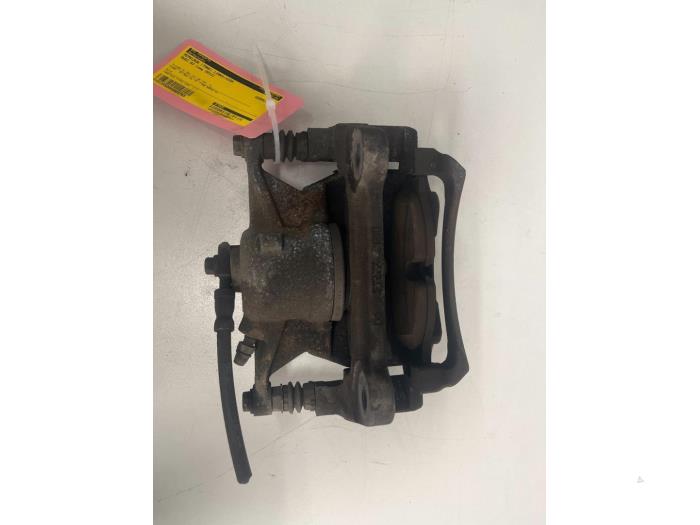 Gebrauchte Bremszange links vorne Audi A3 Sportback (8VA/8VF) 1.8 TFSI 16V Preis € 45,00 Margenregelung angeboten von DVZ Carparts