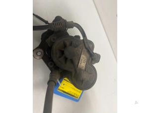 Used Rear brake calliper, right Mini Countryman (F60) 2.0 16V Cooper S ALL4 Price € 99,99 Margin scheme offered by DVZ Carparts