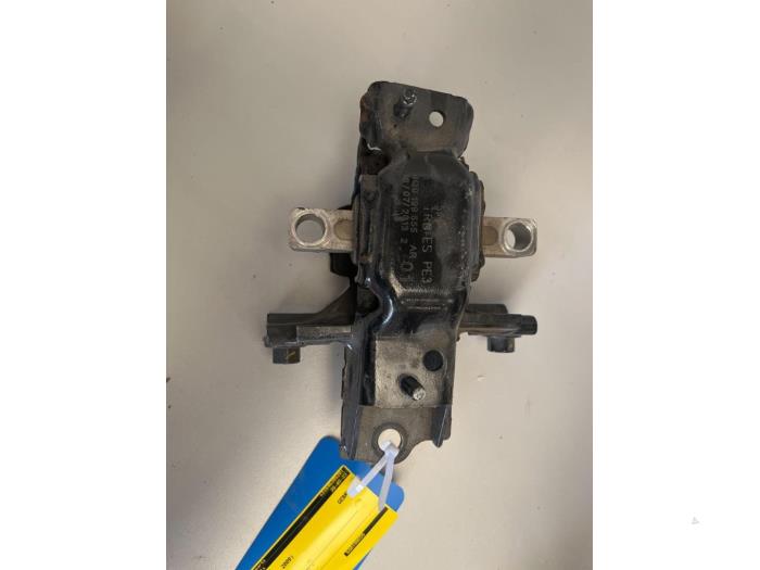 Used Engine mount Volkswagen Polo IV (9N1/2/3) 1.2 Price € 19,99 Margin scheme offered by DVZ Carparts