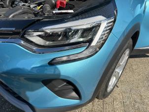 Used Headlight, left Renault Captur II (RJB) 1.0 TCe 90 12V Price € 749,98 Inclusive VAT offered by DVZ Carparts
