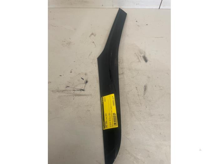 Decorative strip from a Opel Corsa F (UB/UH/UP) 1.2 12V 75 2022