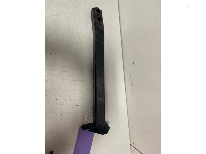 Begagnade Underram Renault Captur II (RJB) 1.0 TCe 90 12V Pris € 49,99 Inklusive moms erbjuds av DVZ Carparts