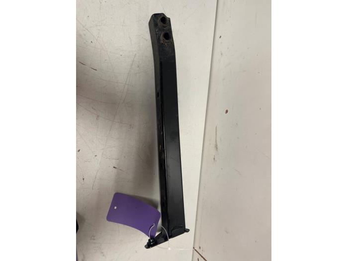 Usagé Faux châssis Renault Captur II (RJB) 1.0 TCe 90 12V Prix € 49,99 Prix TTC proposé par DVZ Carparts