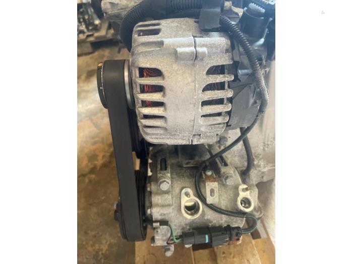Motor from a Opel Corsa F (UB/UH/UP) 1.2 12V 75 2022