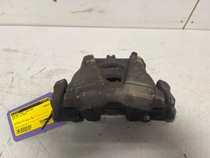 Begagnade Främre bromsok, vänster Audi Q3 (8UB/8UG) 2.0 16V TFSI 170 Quattro Pris € 24,99 Marginaltabell erbjuds av DVZ Carparts