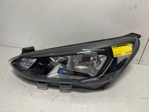 Used Headlight, left Ford Focus 4 Wagon 1.5 EcoBlue 120 Price € 272,24 Inclusive VAT offered by DVZ Carparts