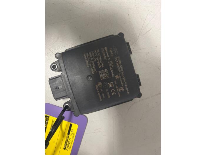 Begagnade Dödvinkelsensor Ford Focus 4 Wagon 1.5 EcoBlue 120 Pris € 150,65 Inklusive moms erbjuds av DVZ Carparts