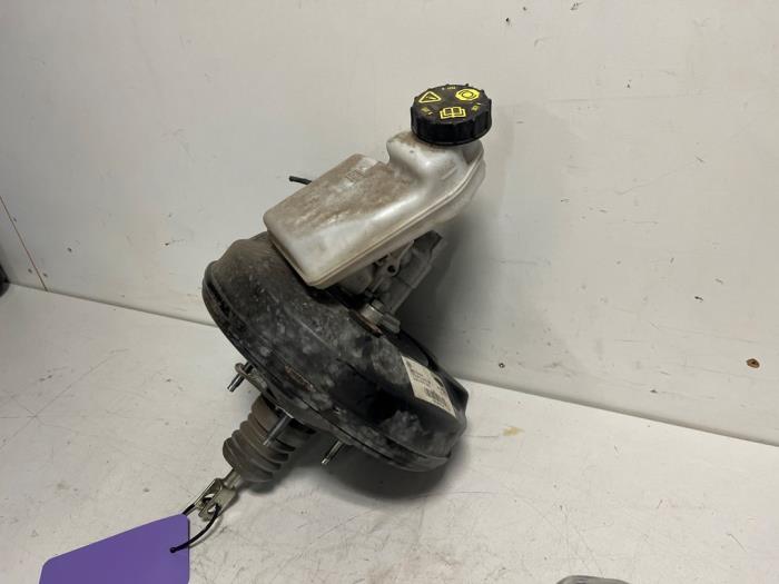 Usagé Servo frein Ford Fiesta 7 1.1 Ti-VCT 12V 75 Prix € 84,70 Prix TTC proposé par DVZ Carparts