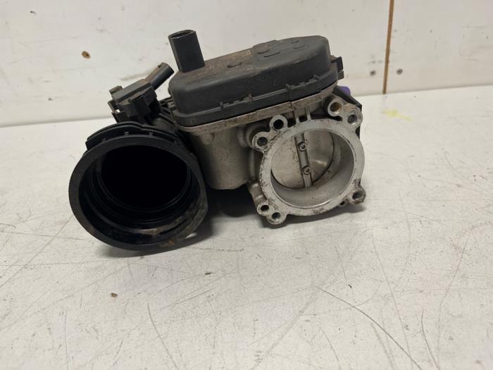 Throttle body from a Ford Fiesta 7 1.1 Ti-VCT 12V 75 2020