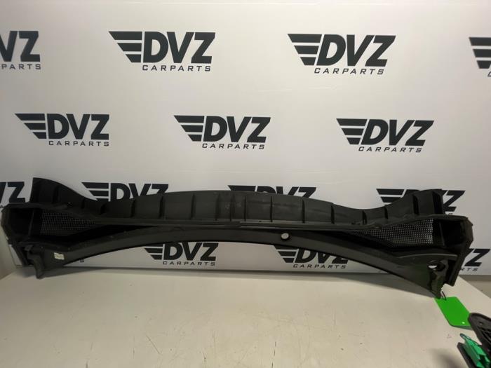 Używane Parawan Ford Kuga III (DFK) 1.5 EcoBoost 12V 150 Cena € 39,99 Procedura marży oferowane przez DVZ Carparts