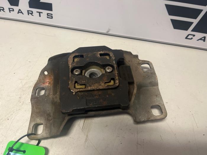 Usagé Support moteur Ford Kuga I 2.0 TDCi 16V 140 4x4 Prix € 25,00 Règlement à la marge proposé par DVZ Carparts