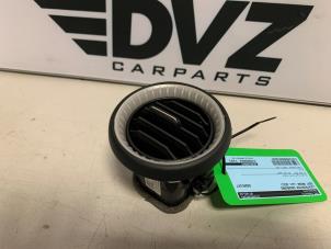 Used Dashboard vent Seat Arona (KJX) 1.0 TSI 12V Price € 42,35 Inclusive VAT offered by DVZ Carparts