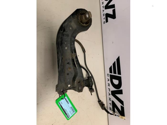 Rear upper wishbone, left from a Toyota RAV4 (A5)  2022