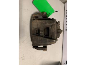 Used Front brake calliper, right Audi Q3 (8UB/8UG) 1.4 TFSI 16V Price € 49,99 Margin scheme offered by DVZ Carparts