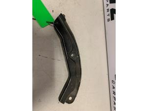 Used Headlight frame, left Skoda Fabia III (NJ3) 1.0 TSI 12V Price € 19,99 Margin scheme offered by DVZ Carparts