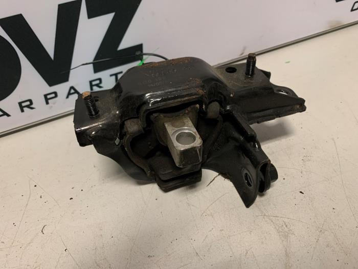 Used Engine mount Skoda Fabia III (NJ3) 1.0 TSI 12V Price € 25,00 Margin scheme offered by DVZ Carparts