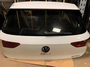 Usados Portón trasero Volkswagen Golf VIII (CD1) 1.4 TSI eHybrid 16V Precio € 650,00 Norma de margen ofrecido por DVZ Carparts