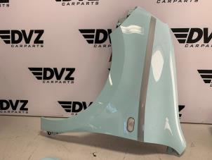 Used Front wing, left Renault Twingo III (AH) 1.0 SCe 70 12V Price € 149,99 Margin scheme offered by DVZ Carparts