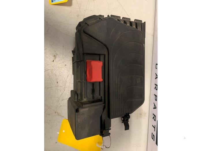 Begagnade Batterilock Mercedes GLA (156.9) Pris € 19,99 Marginaltabell erbjuds av DVZ Carparts
