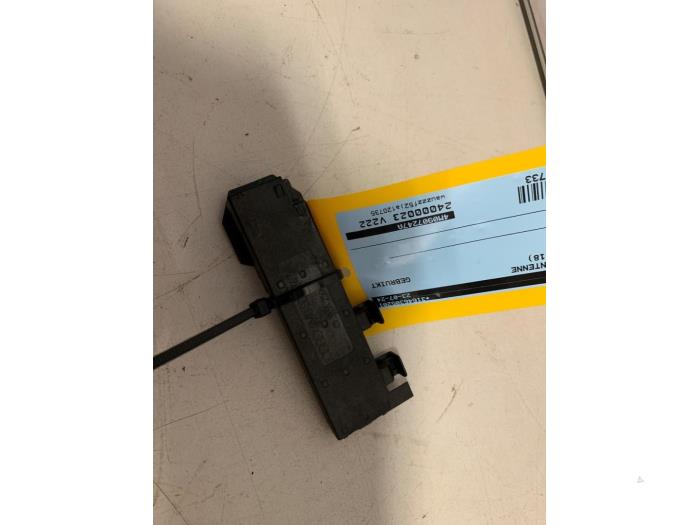 Używane Keyless Entry-Antena Audi S5 Sportback (F5A/F5F) 3.0 TFSI V6 24V Cena € 10,88 Z VAT oferowane przez DVZ Carparts