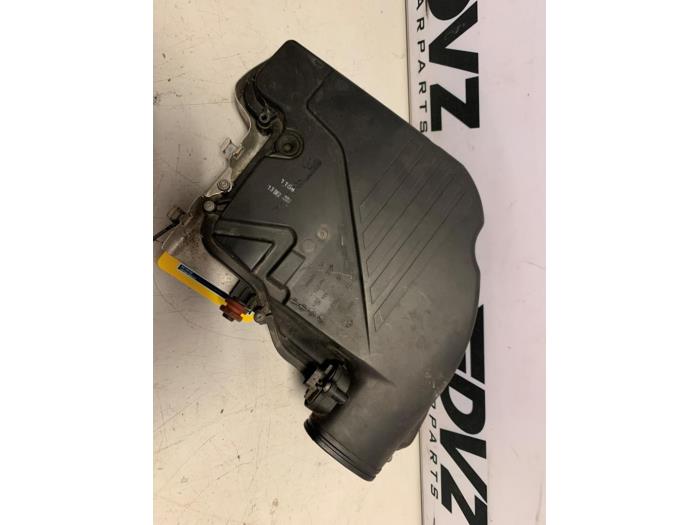 Begagnade Luftfilterhus BMW B7 (F01/02) 4.4 V8 32V Bi-Turbo xDrive Pris € 65,00 Marginaltabell erbjuds av DVZ Carparts