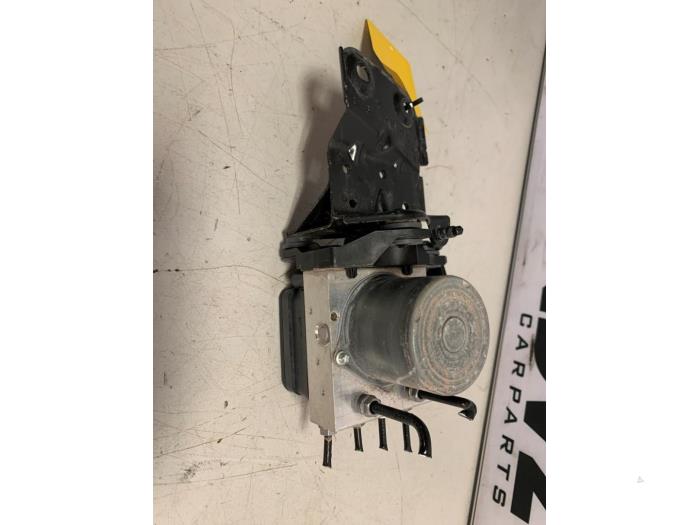 Usagé Bloc ABS Audi A1 Sportback (GBA) 2.0 40 TFSI 16V Prix € 9,97 Règlement à la marge proposé par DVZ Carparts