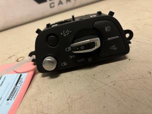 Usagé Commutateur lumière Audi S5 Sportback (F5A/F5F) 3.0 TFSI V6 24V Prix € 48,39 Prix TTC proposé par DVZ Carparts