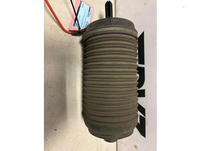 Używane Miech Porsche Macan (95B) 3.6 V6 24V Turbo Cena € 224,99 Procedura marży oferowane przez DVZ Carparts