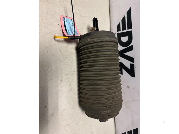 Begagnade Luftfjäder Porsche Macan (95B) 3.6 V6 24V Turbo Pris € 199,95 Marginaltabell erbjuds av DVZ Carparts