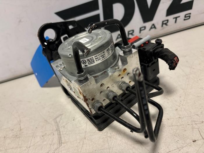 Begagnade ABS-pump Volkswagen Golf VIII (CD1) 1.5 eTSI 16V Pris € 149,99 Inklusive moms erbjuds av DVZ Carparts