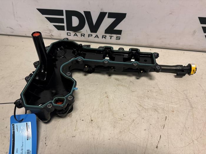 Gebrauchte Ventildeckel Opel Corsa F (UB/UH/UP) 1.2 Turbo 12V 100 Preis € 84,69 Mit Mehrwertsteuer angeboten von DVZ Carparts