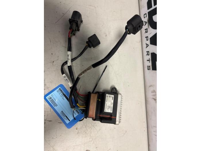Używane Modul wentylator Audi Q3 (8UB/8UG) 2.0 16V TFSI 170 Quattro Cena € 99,99 Procedura marży oferowane przez DVZ Carparts