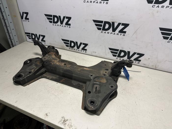 Begagnade Underram Opel Corsa F (UB/UH/UP) 1.2 12V 75 Pris € 70,00 Marginaltabell erbjuds av DVZ Carparts