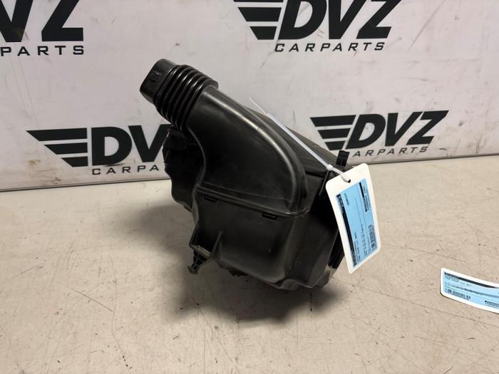 Begagnade Luftfilterhus Ford Focus 4 Wagon 1.0 EcoBoost 12V Hybrid 125 Pris € 60,49 Inklusive moms erbjuds av DVZ Carparts