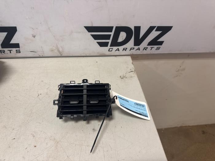 Begagnade Lufttratt Volkswagen Tiguan (CT1) Pris € 60,44 Inklusive moms erbjuds av DVZ Carparts