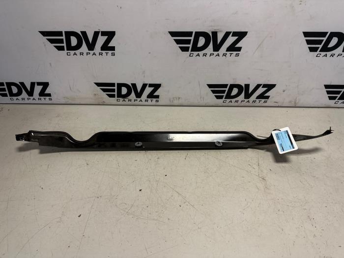 Używane Parawan Audi RS 3 Limousine (8VS/8VM) 2.5 TFSI 20V Quattro Cena € 9,98 Procedura marży oferowane przez DVZ Carparts