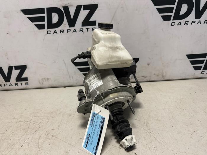 Usagé Servo frein Opel Grandland (X) 1.6 Turbo 16V Hybrid4 Prix € 514,25 Prix TTC proposé par DVZ Carparts
