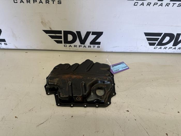 Usagé Couvercle carter Volkswagen Golf VII (AUA) 1.4 TSI 16V Prix € 24,99 Règlement à la marge proposé par DVZ Carparts