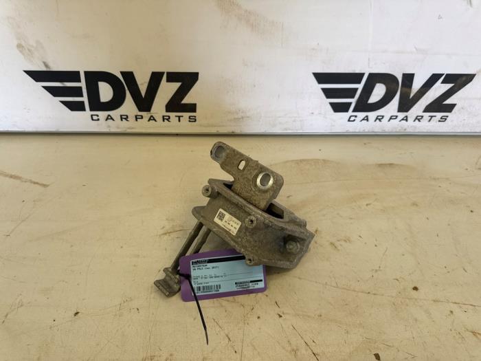 Usagé Support moteur Volkswagen Polo VI (AW1) 1.0 12V BlueMotion Technology Prix € 14,95 Règlement à la marge proposé par DVZ Carparts