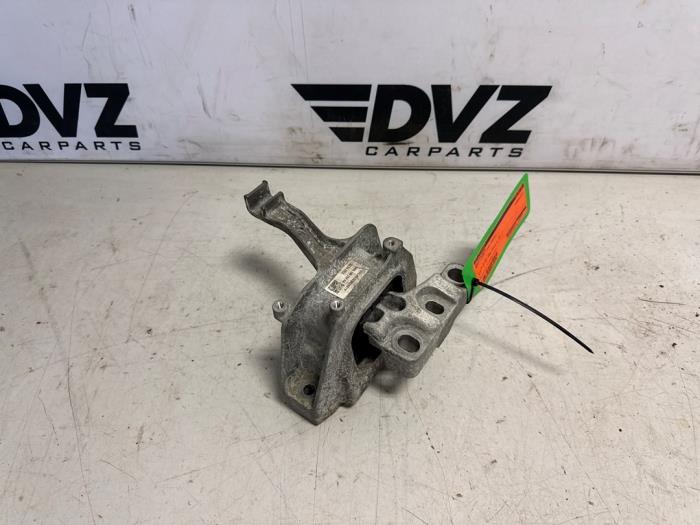 Used Engine mount Seat Leon Sportstourer (KLF) 2.0 TDI 16V Price € 59,00 Inclusive VAT offered by DVZ Carparts