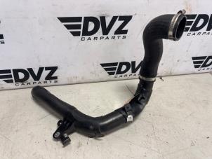 Intercooler Rohr van een Volkswagen Tiguan Allspace (BW2) 1.5 TSI 16V Evo BlueMotion Technology 2024