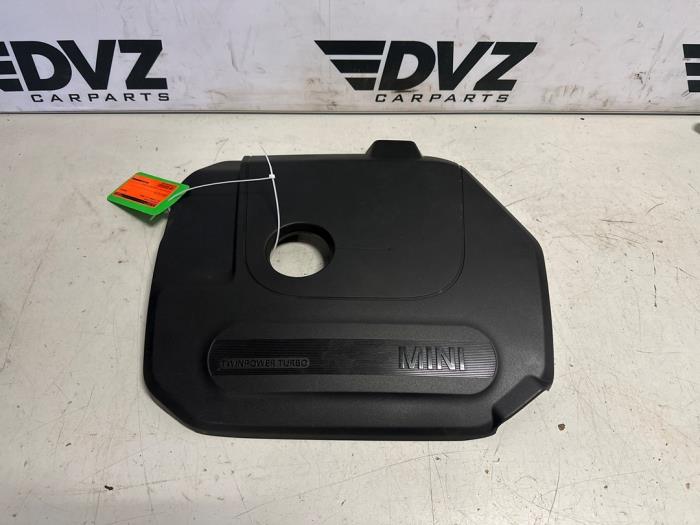 Usados Cobertor motor Mini Clubman (F54) 1.5 Cooper 12V Precio € 39,99 Norma de margen ofrecido por DVZ Carparts