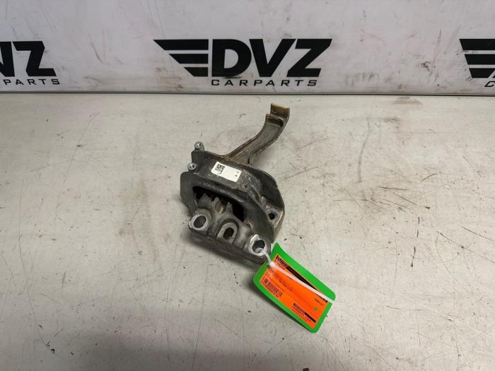 Used Engine mount Volkswagen T-Roc I 1.6 TDI BMT 16V Price € 19,99 Inclusive VAT offered by DVZ Carparts
