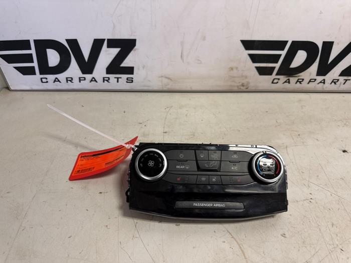 Używane Panel climatronic Ford Puma 1.0 Ti-VCT EcoBoost mHEV 12V Cena € 100,00 Procedura marży oferowane przez DVZ Carparts
