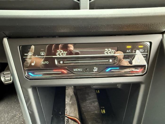 Begagnade Klimatpanel Volkswagen Taigo 1.0 TSI 95 12V Pris € 160,00 Inklusive moms erbjuds av DVZ Carparts