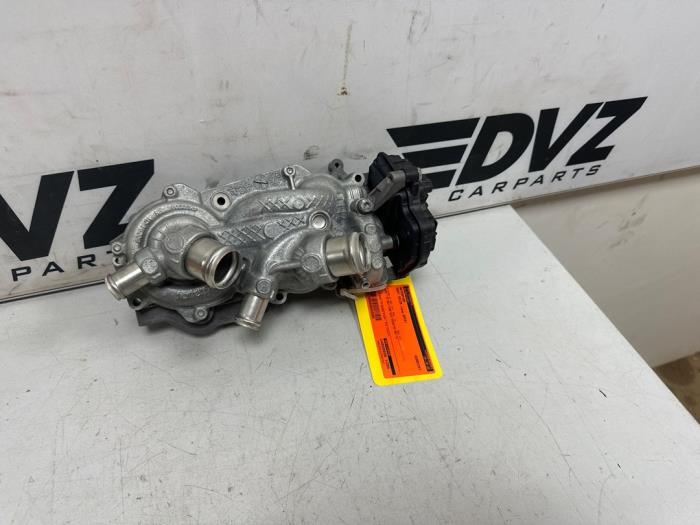 Begagnade Vattenpump Seat Ibiza V (KJB) 1.5 TSI Evo 16V Pris € 74,99 Marginaltabell erbjuds av DVZ Carparts