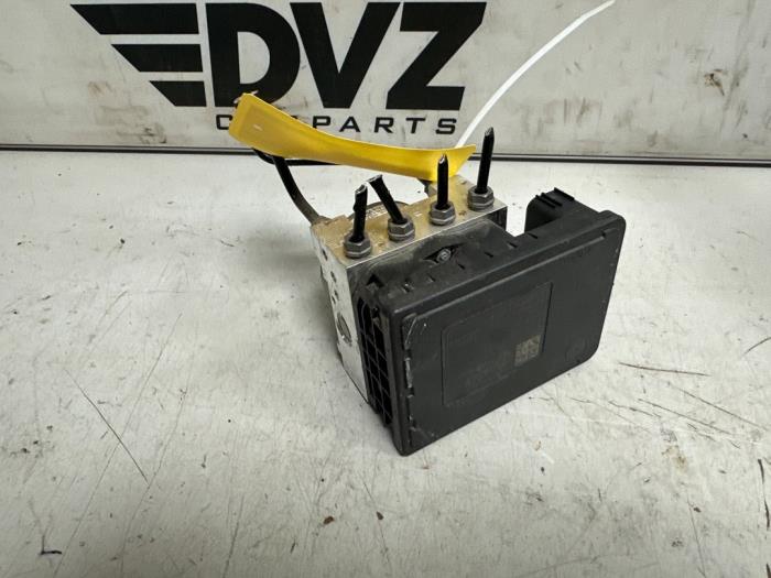 Usagé Bloc ABS Seat Leon (KLB) 1.5 TSI 16V Prix € 99,99 Règlement à la marge proposé par DVZ Carparts